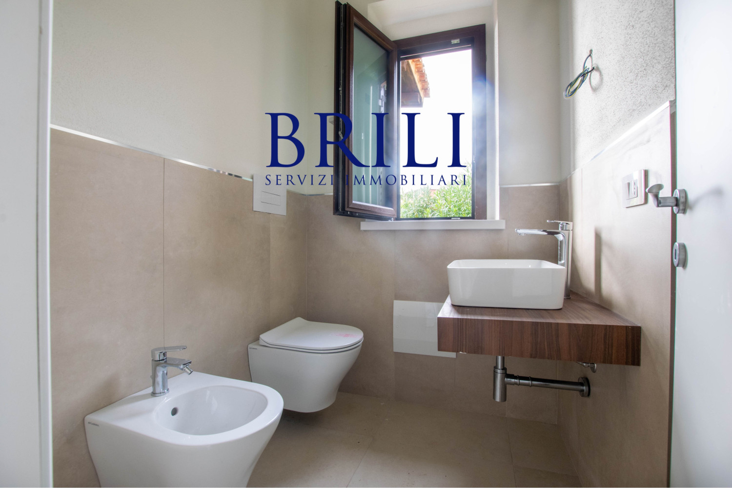 Appartamento Ristrutturato con Giardino Privato, a 200m dal Mare