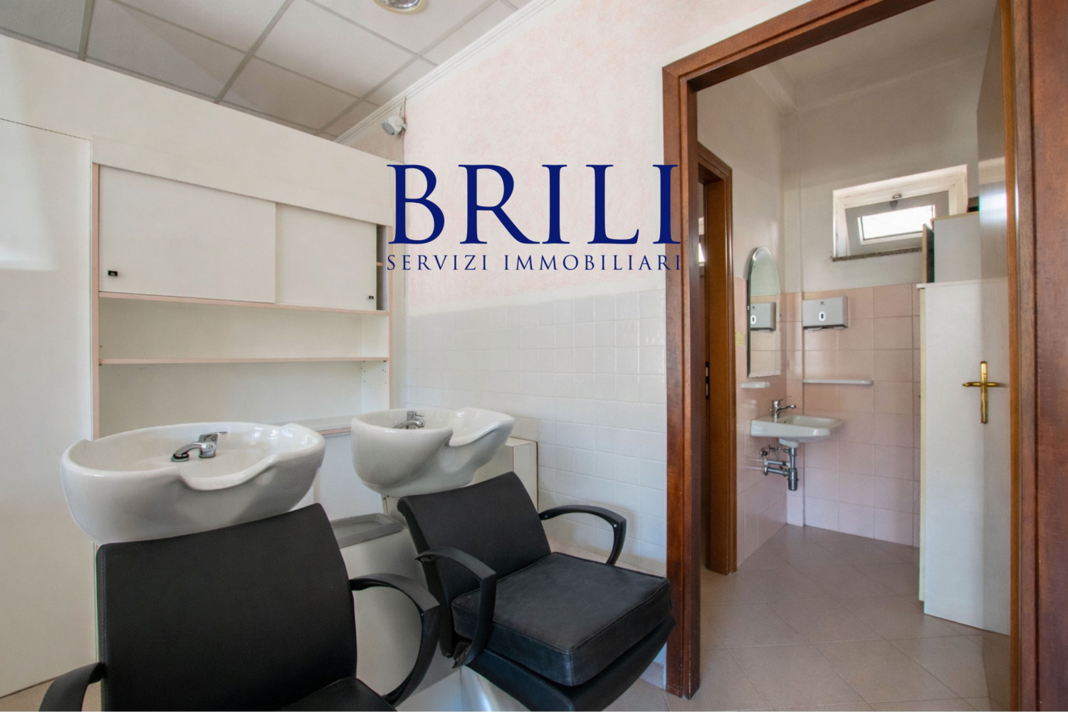 Commercial premises in a central and well-served area