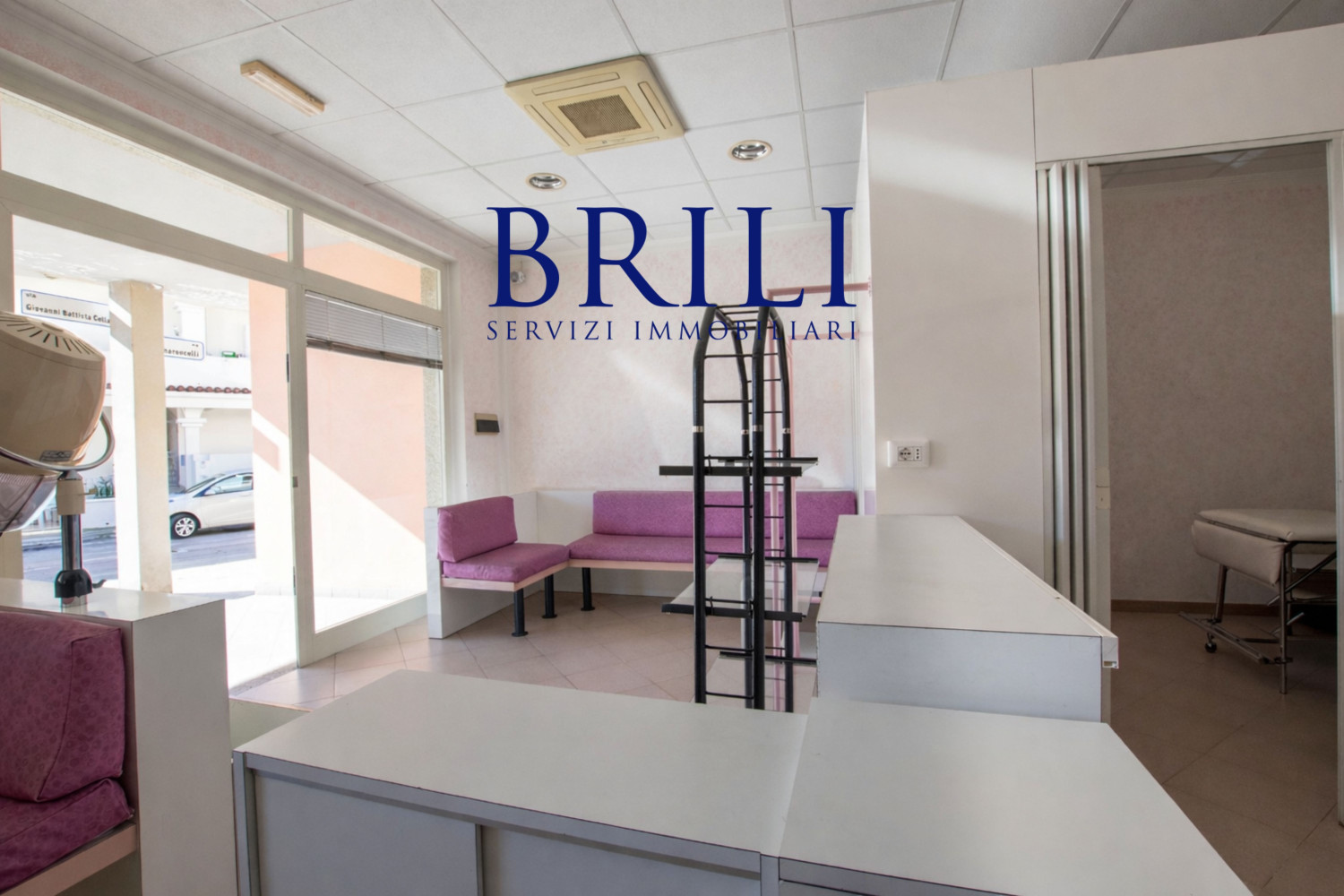 Commercial premises in a central and well-served area