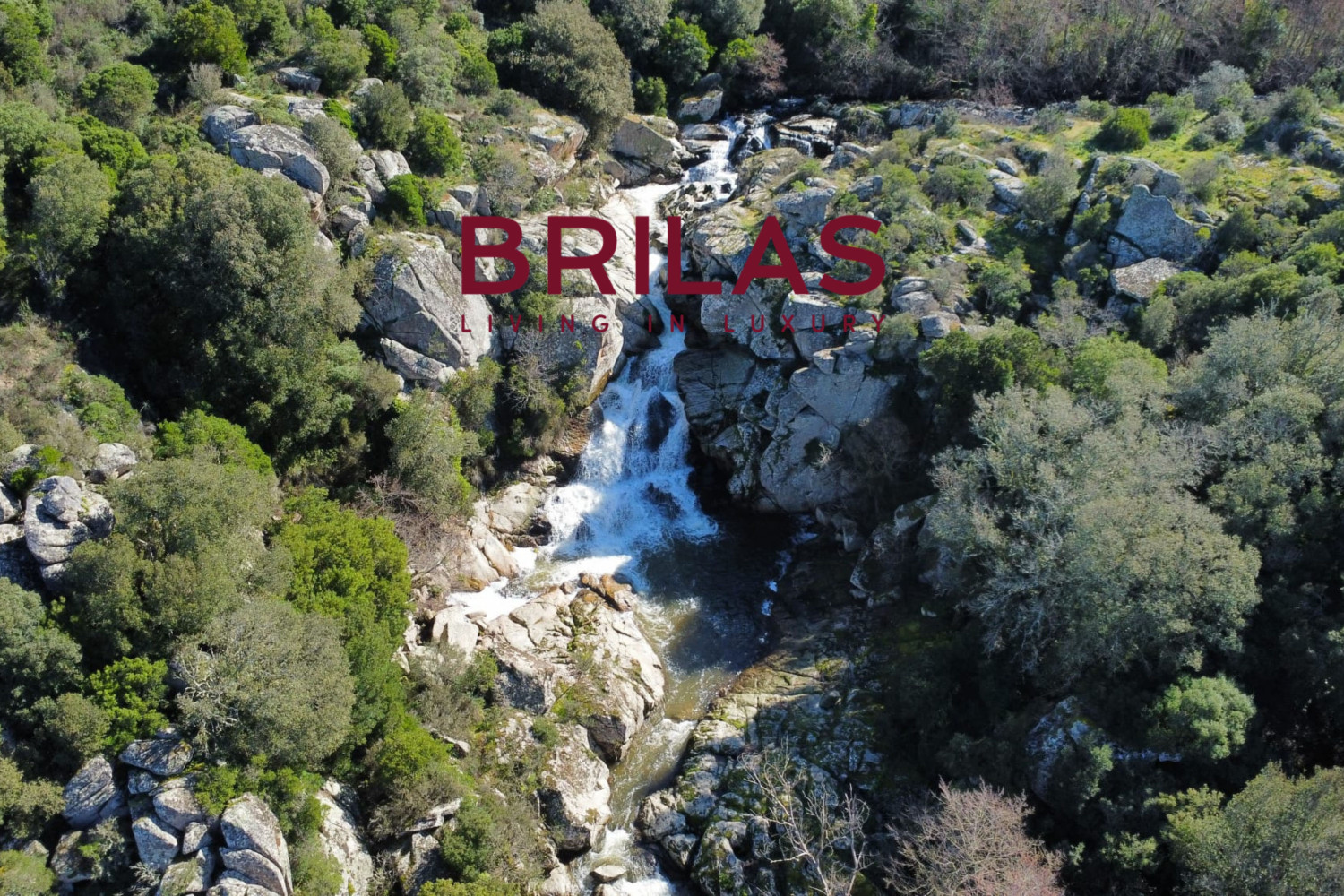 Tenuta con Sughereta e Borgo Storico a Tempio Pausania