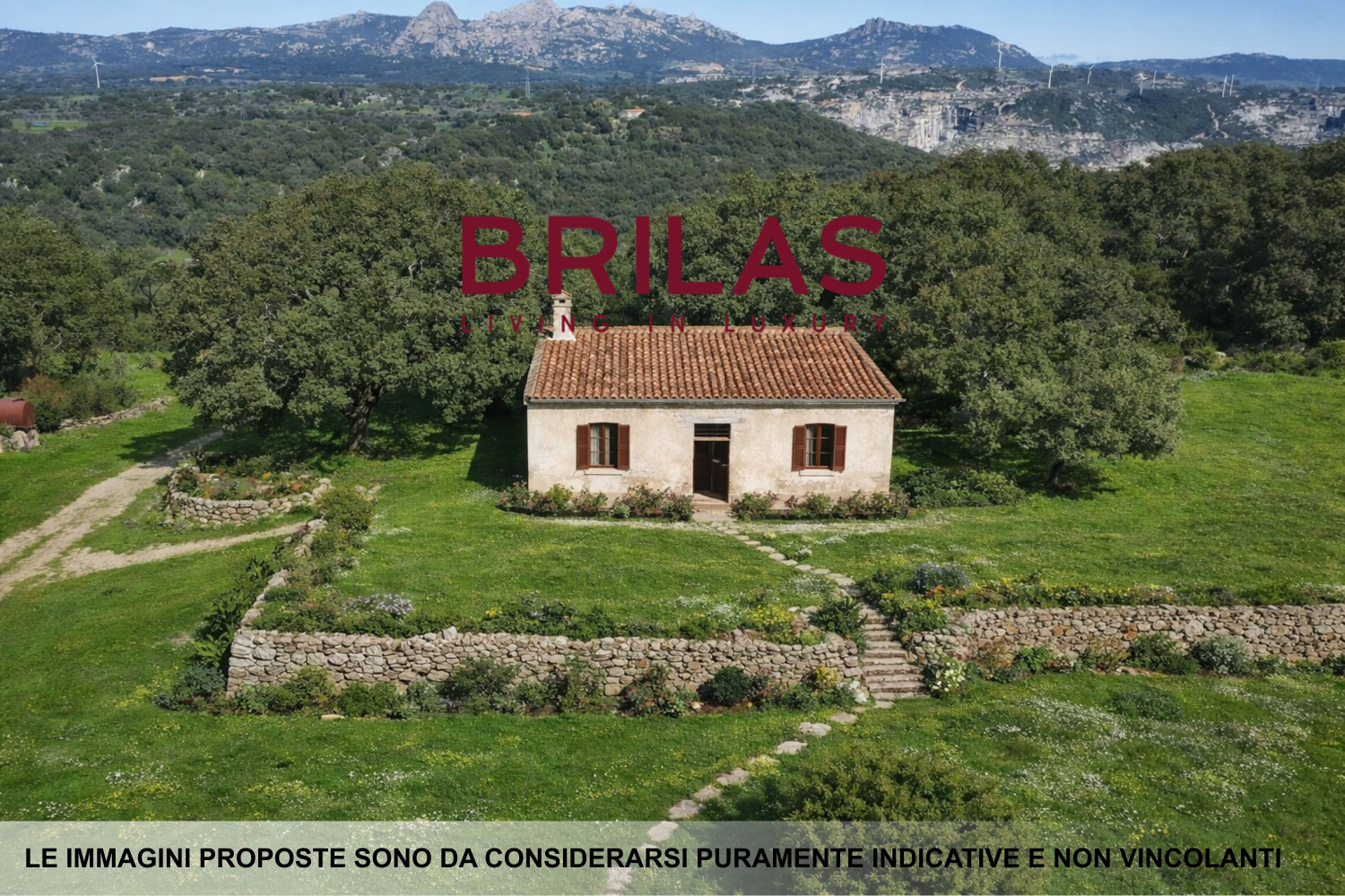 Tenuta con Sughereta e Borgo Storico a Tempio Pausania