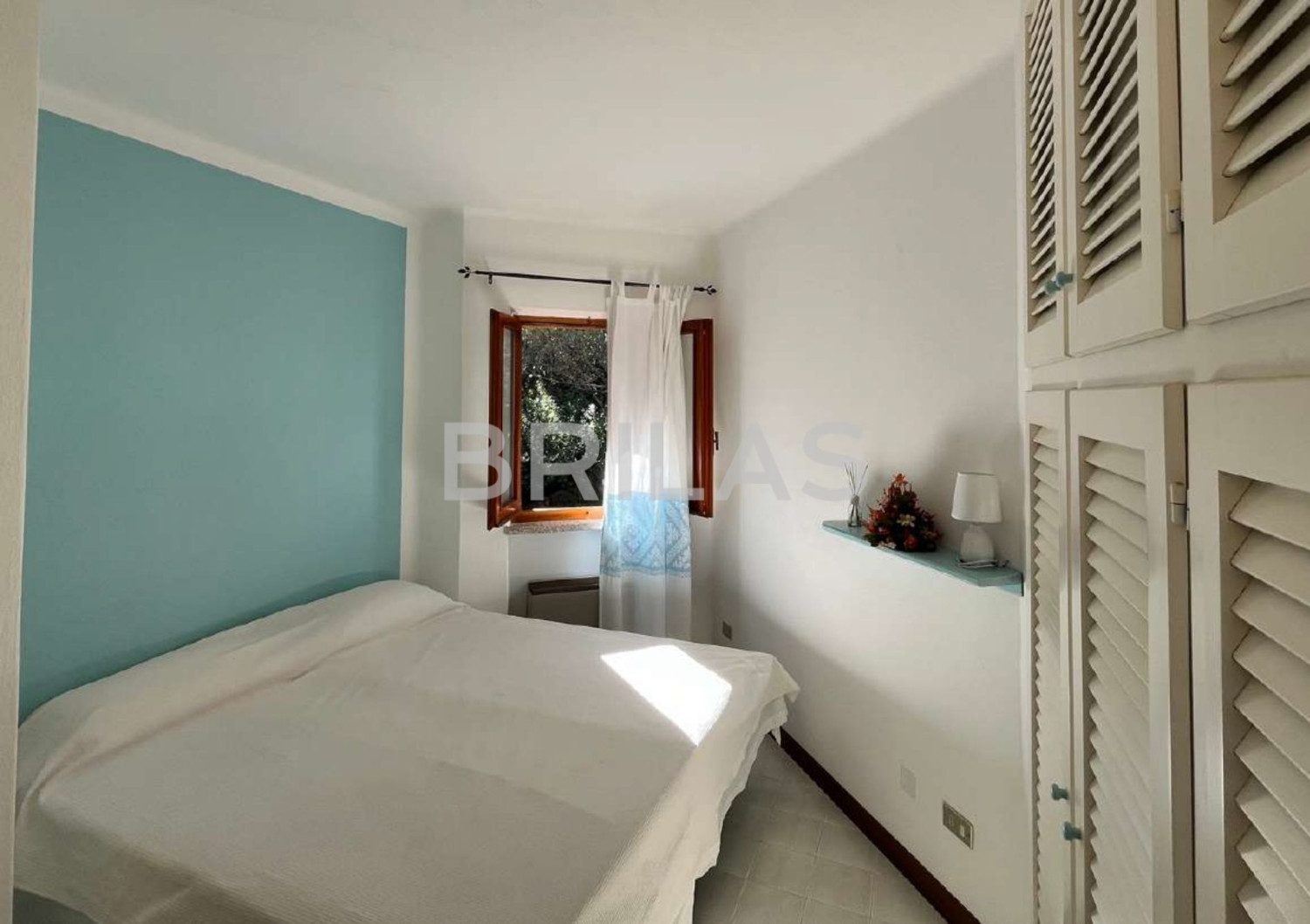 Tenuta di 16 ettari con villa, uliveto e vista mare