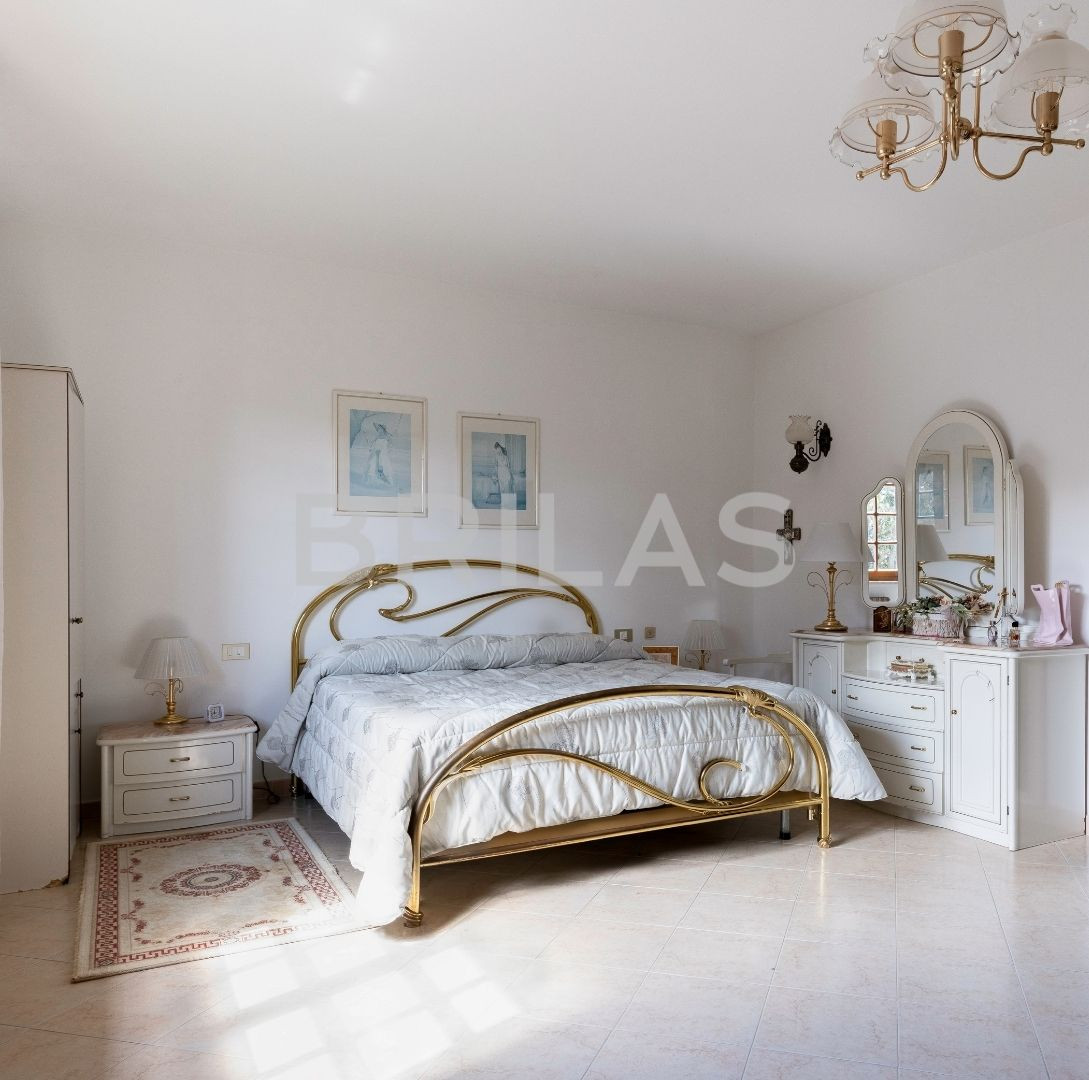 Prestigiosa villa in zona Sa Minda Noa