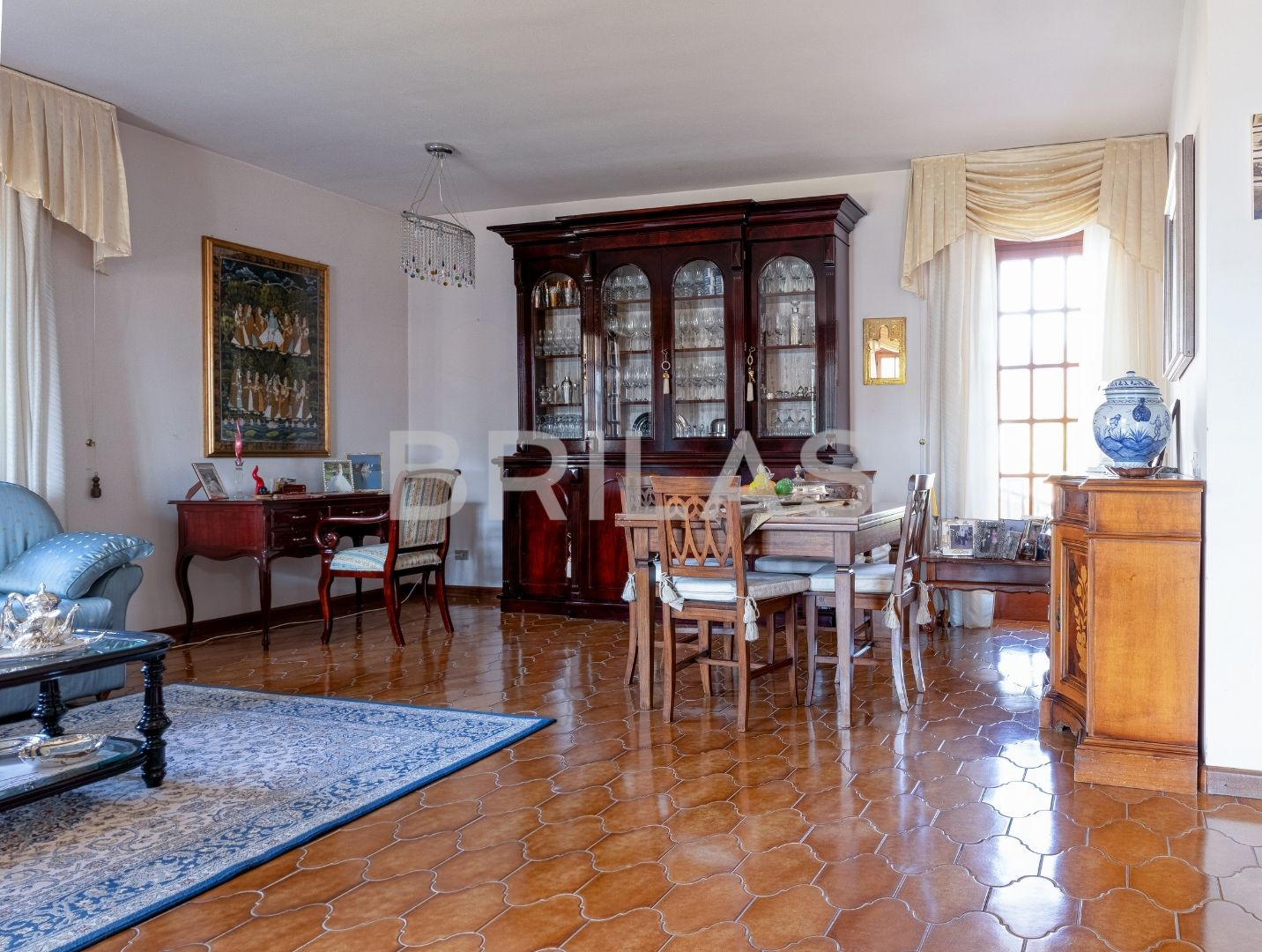 Prestigiosa villa in zona Sa Minda Noa