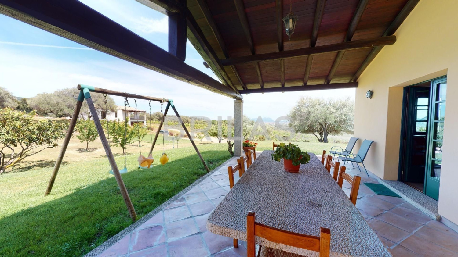 Tenuta Monte Pino – Prestigious estate with vineyard and sea views