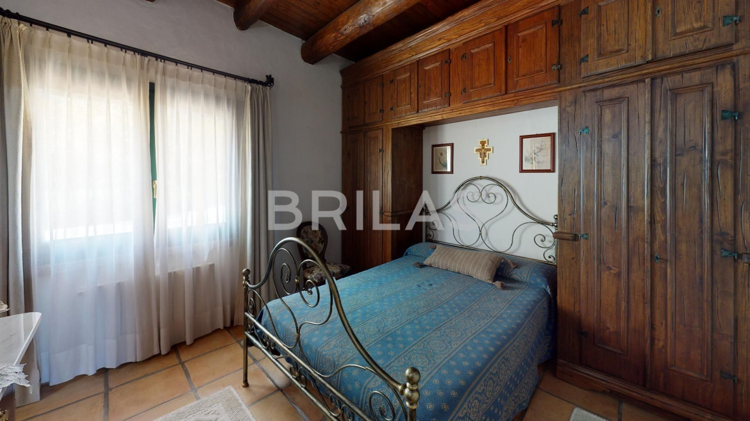 Tenuta Monte Pino – Prestigious estate with vineyard and sea views