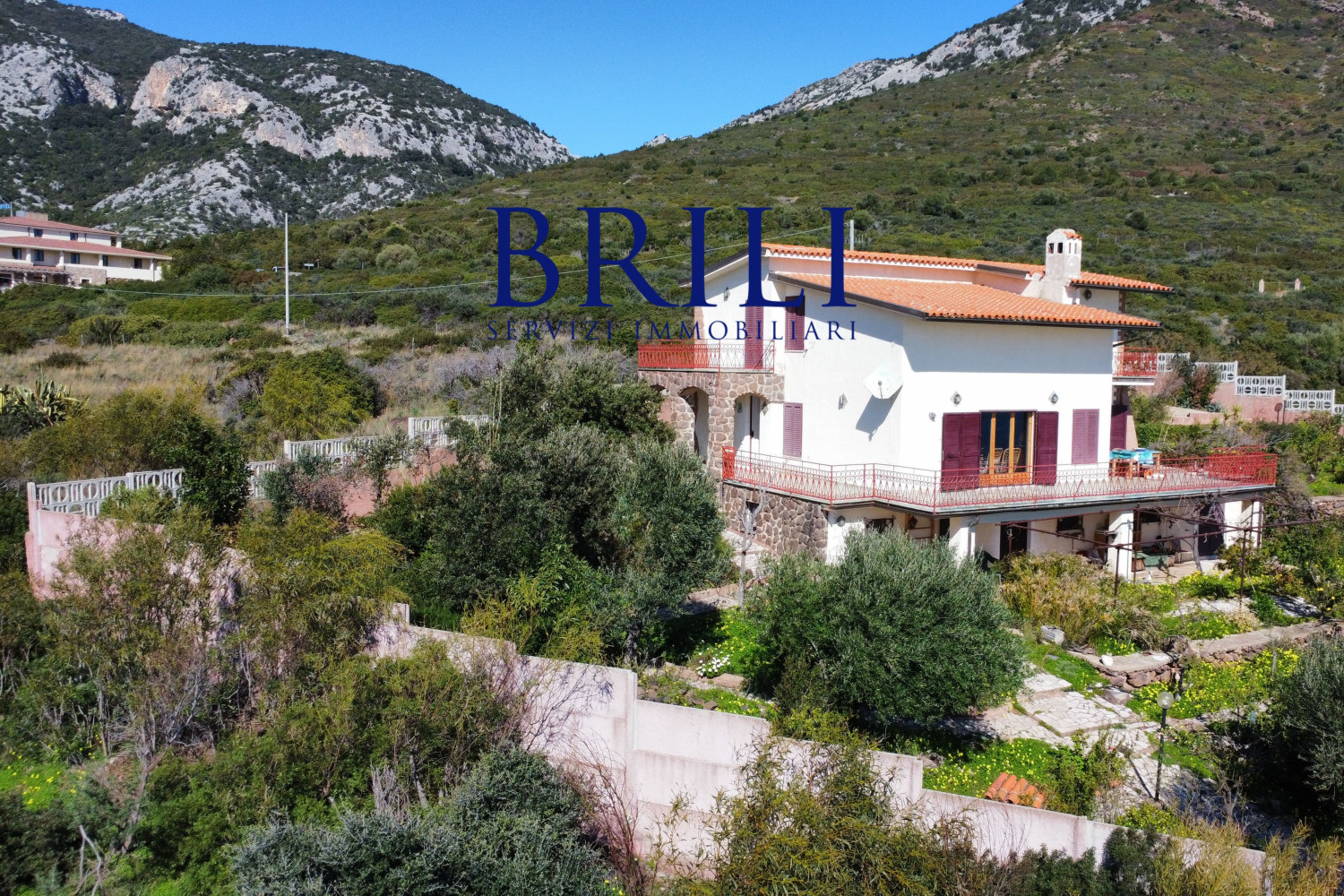 Cala Gonone: Villa Indipendente Panoramica Vista Mare con Terrazze