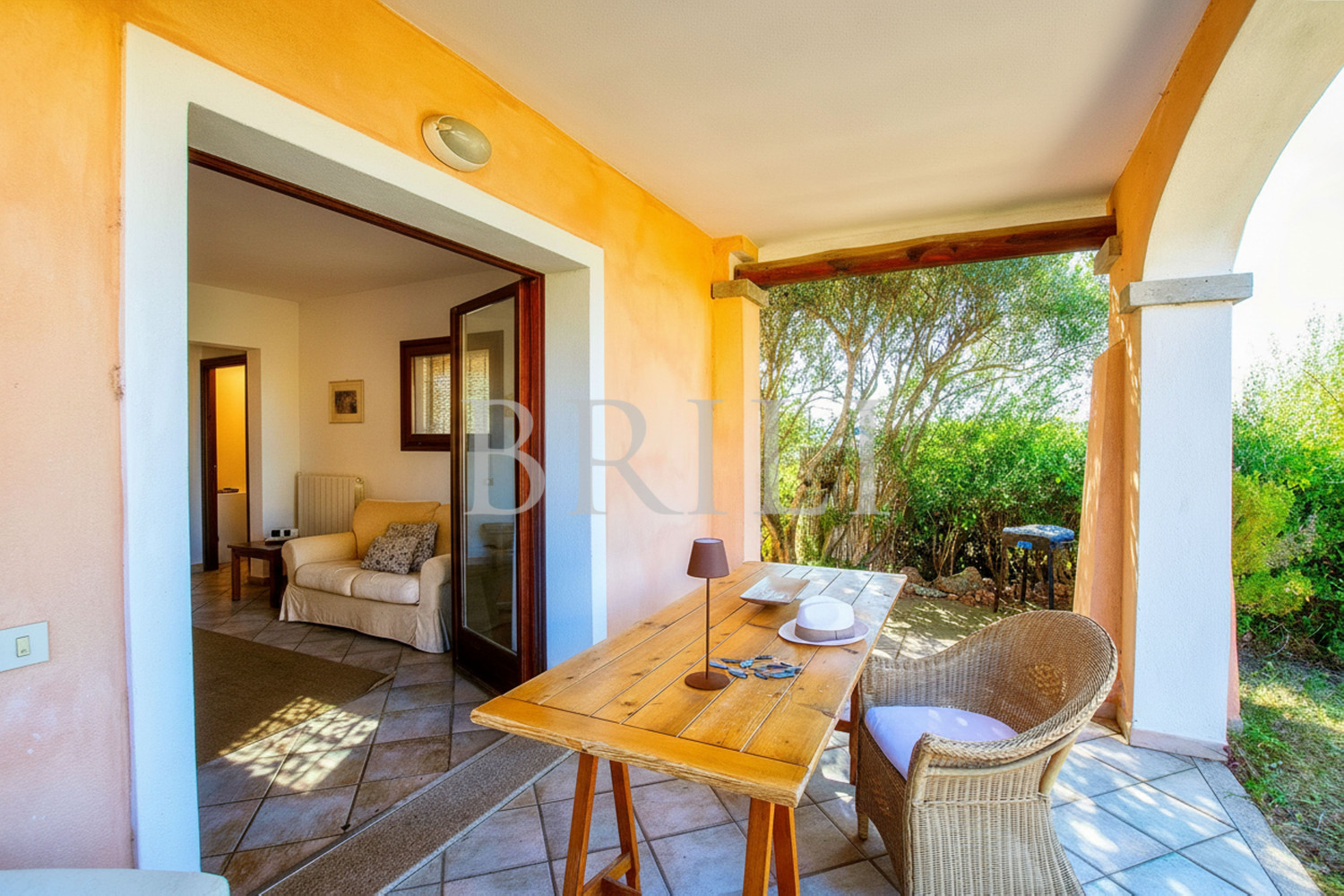 Porto San Paolo Appartamento con giardino