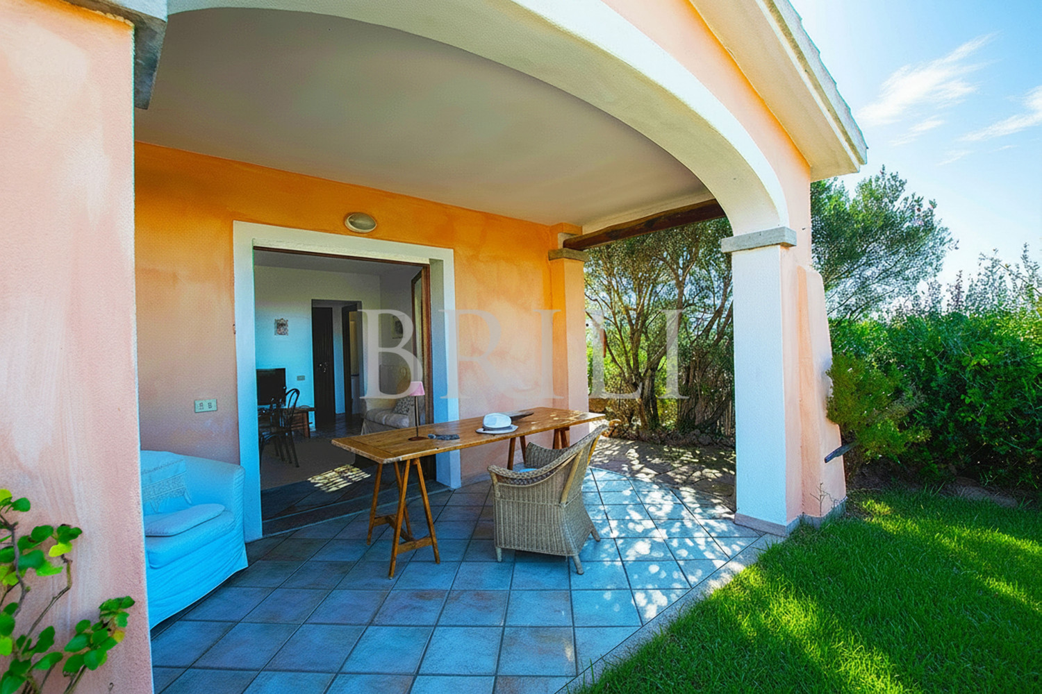 Porto San Paolo Appartamento con giardino