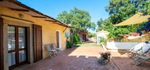  San Pantaleo Stazzo Gallurese and building used as a B&B