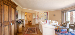 Villa singola su unico livello con vista panoramica