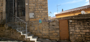 Palazzina terra-cielo in centro Luogosanto