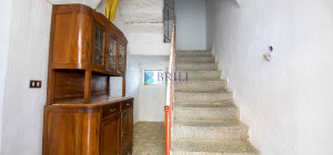 Palazzina terra-cielo in centro Luogosanto