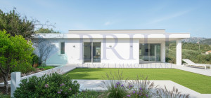 Villetta con con oltre un ettaro di terreno vicino a Berchidda