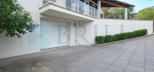 Villetta con con oltre un ettaro di terreno vicino a Berchidda