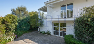 Villetta con con oltre un ettaro di terreno vicino a Berchidda