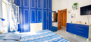 Casa indipendente su due livelli con giardino