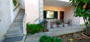 Appartamento al piano terra in zona residenziale