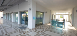 Viale Aldo Moro - Locale commerciale