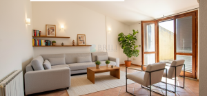 Tempio Pausania: ampio trilocale all\'ultimo piano con vista