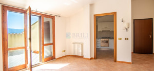 Tempio Pausania: large apartment on the top floor with stunning views