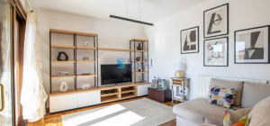 Bright and spacious apartment near Viale Aldo Moro