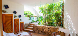 Capo Ceraso - Ampio Bilocale con Giardino Privato