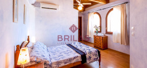 Elegant Villa in Alghero Countryside
