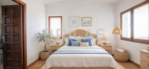 Villa Fronte Mare a Pittulongu (Olbia) - Ottima Posizione con Potenziale di Ristrutturazione