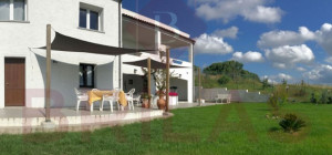 Gallura: a villa immersed in an oasis of peace with B&B potential.