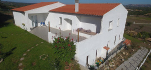 Gallura: a villa immersed in an oasis of peace with B&B potential.
