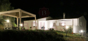 Gallura: a villa immersed in an oasis of peace with B&B potential.