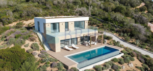 Villa al rustico con un ettaro vicino ad Olbia