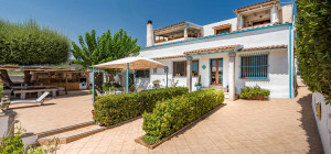Villa di alta rappresentanza a Pittulongu
