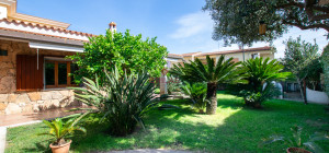 Villa Indipendente a Olbia: Un\'oasi di tranquillità e spazio