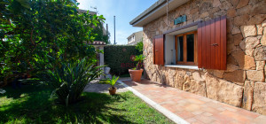 Villa Indipendente a Olbia: Un\'oasi di tranquillità e spazio