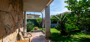 Villa Indipendente a Olbia: Un\'oasi di tranquillità e spazio