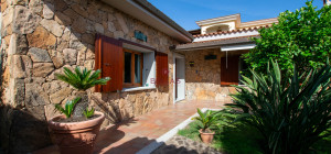 Villa Indipendente a Olbia: Un\'oasi di tranquillità e spazio