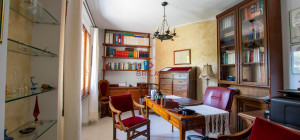 Villa Indipendente a Olbia: Un\'oasi di tranquillità e spazio