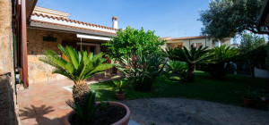 Villa Indipendente a Olbia: Un\'oasi di tranquillità e spazio