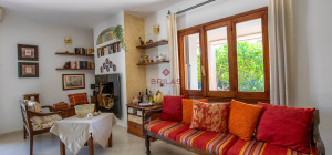 Villa Indipendente a Olbia: Un\'oasi di tranquillità e spazio