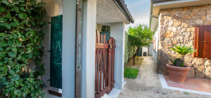 Villa Indipendente a Olbia: Un\'oasi di tranquillità e spazio
