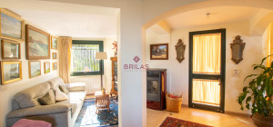 Villa with swimming pool with seaview in Suiles