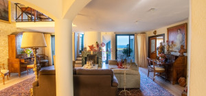 Villa with swimming pool with seaview in Suiles