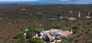 Villa with swimming pool with seaview in Suiles