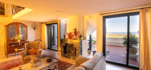 Villa with swimming pool with seaview in Suiles