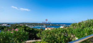 Elegante appartamento con vista mozzafiato a Porto Cervo