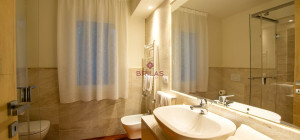 Elegante appartamento con vista mozzafiato a Porto Cervo