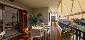 Olbia, Bright Two-Bedroom Apartment with 35 sqm Veranda