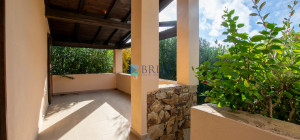 Renovated apartment 200 meters from the sea with a large private garden